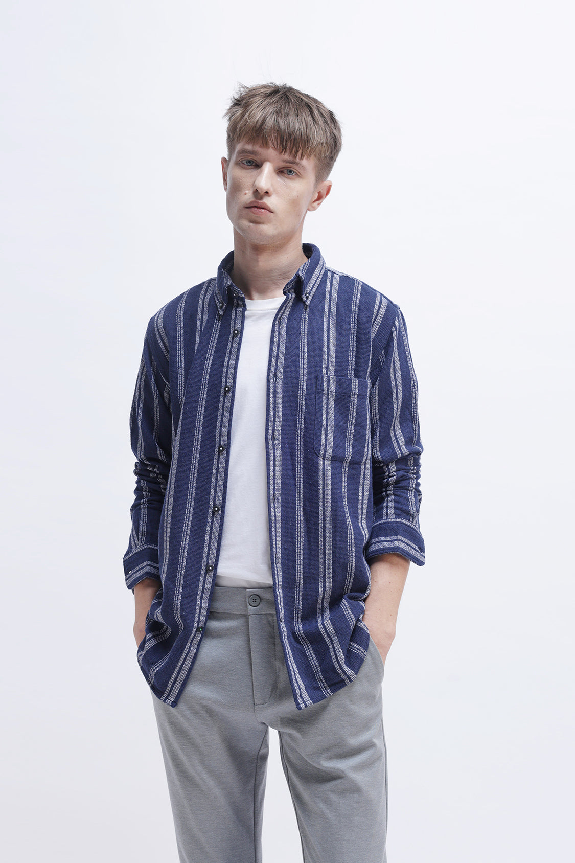 MOUNT WHITE NAVY STRIPES SHIRT