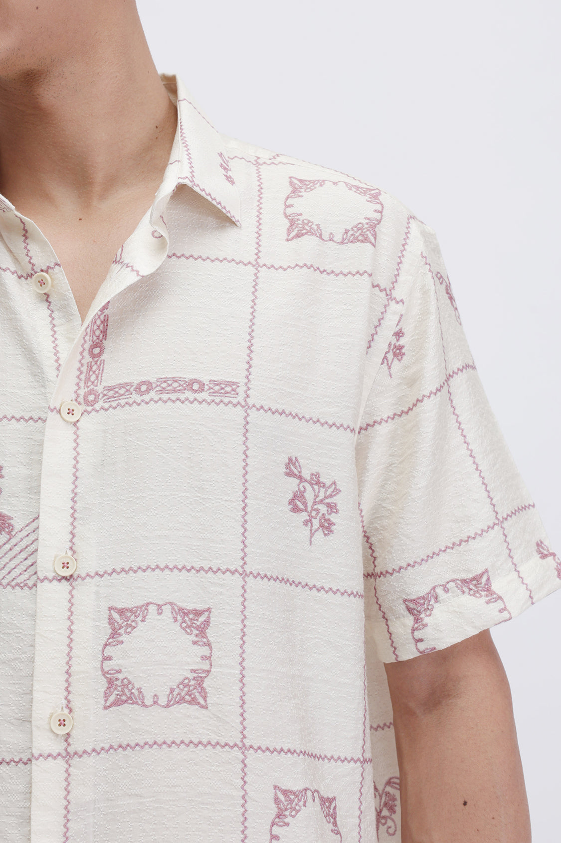 LUMOR CREAM KASUTI PRINT SHIRT