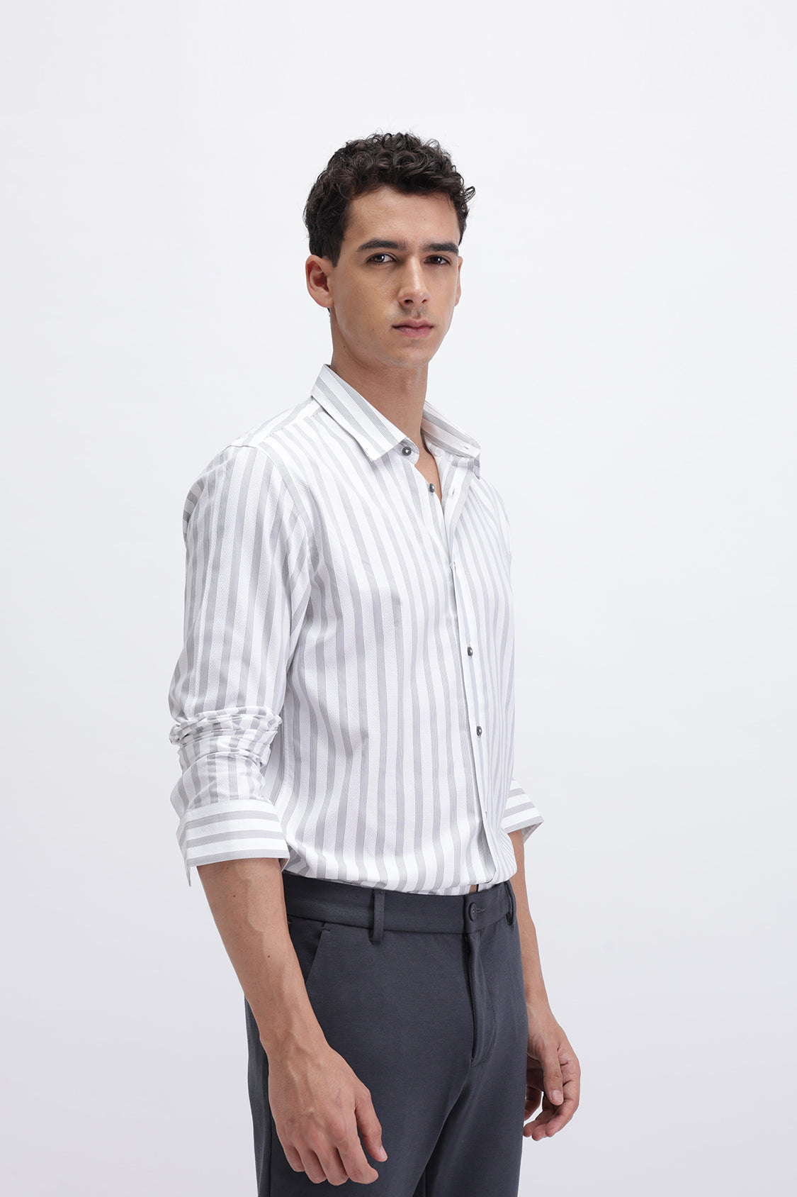 NOMAD WHITE GREY STRIPES SHIRT