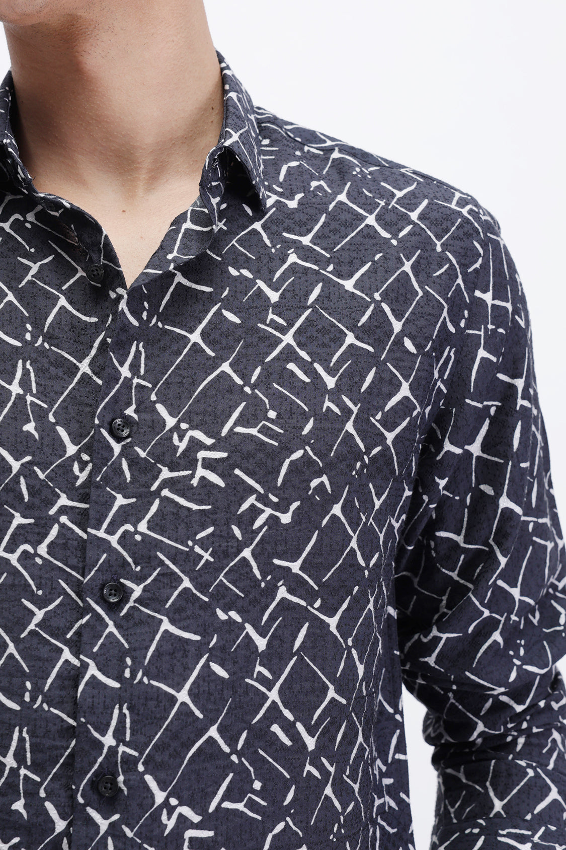 OCEAN BLACK WHITE ABSTRACT PRINT SHIRT