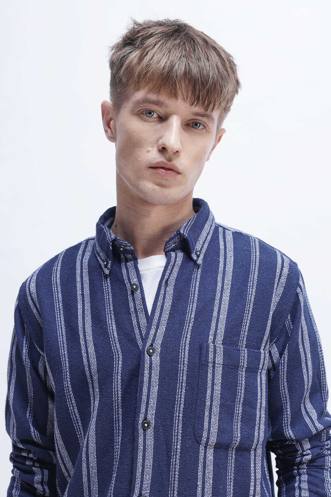 MOUNT WHITE NAVY STRIPES SHIRT