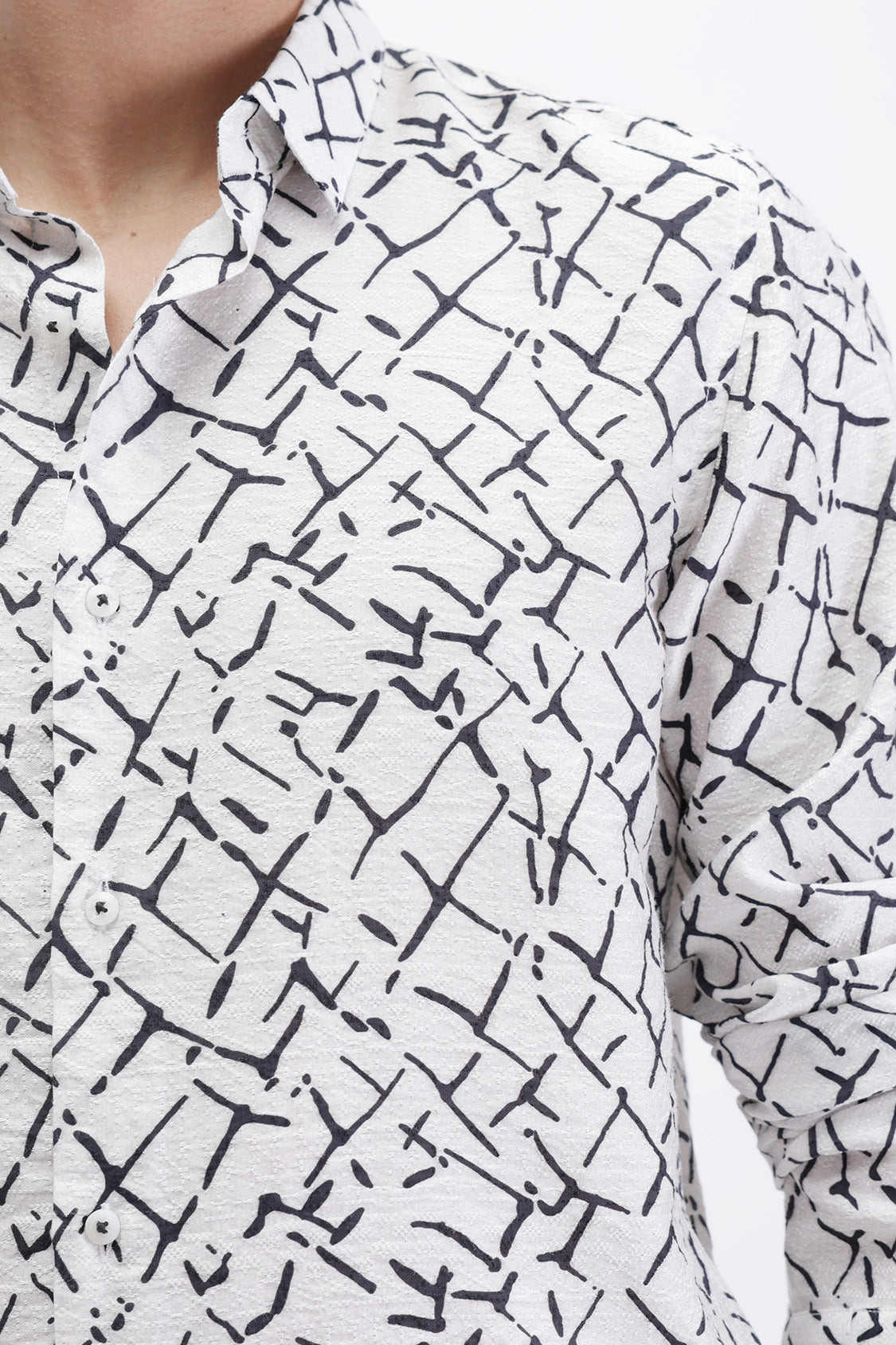 OCEAN WHITE BLACK ABSTRACT PRINT SHIRT