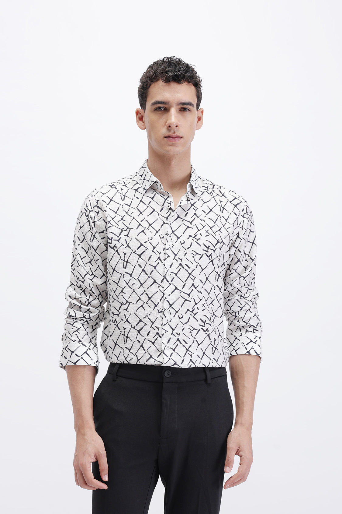 OCEAN WHITE BLACK ABSTRACT PRINT SHIRT