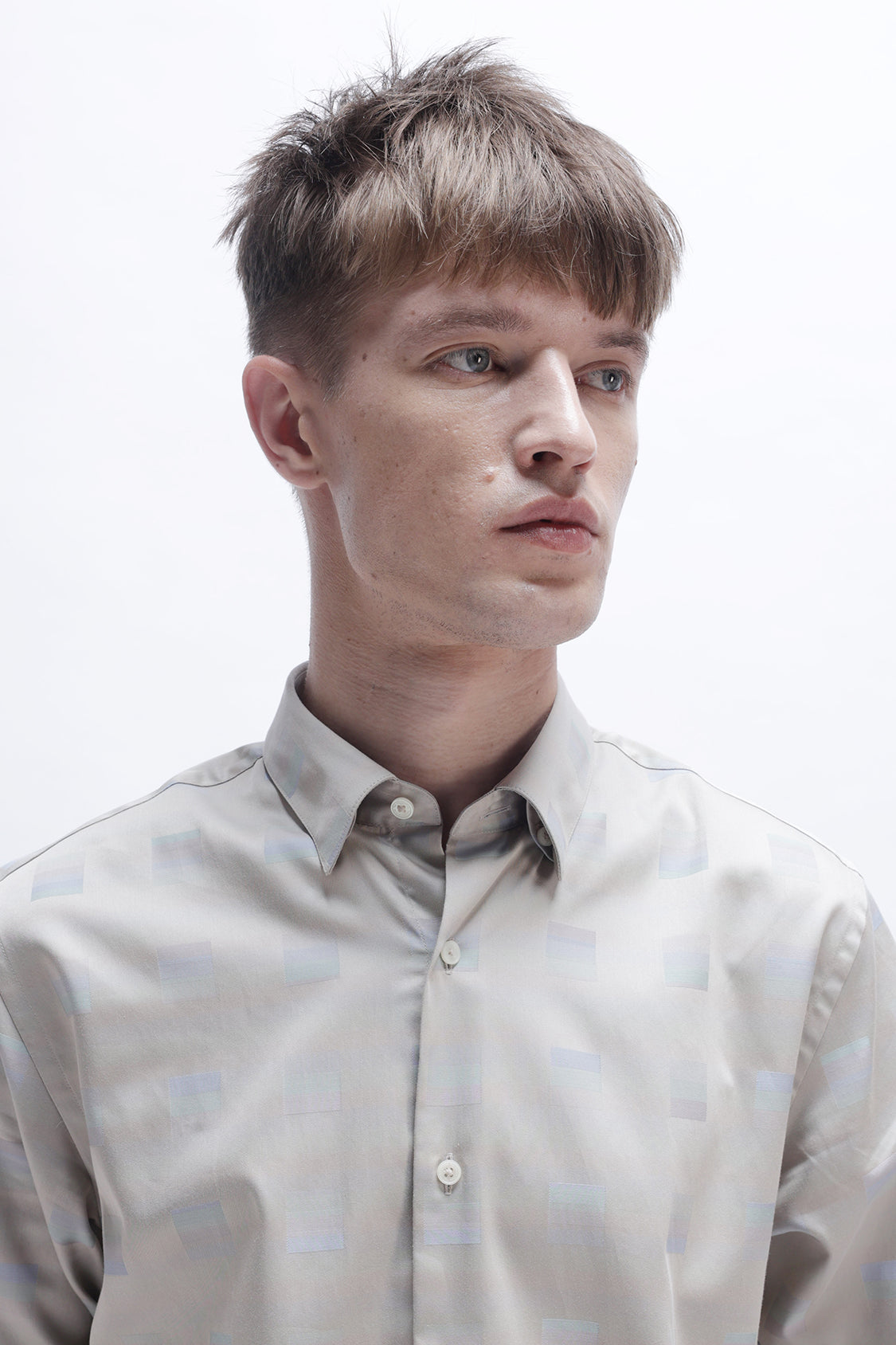 TREVOR LT BEIGE SHIRT