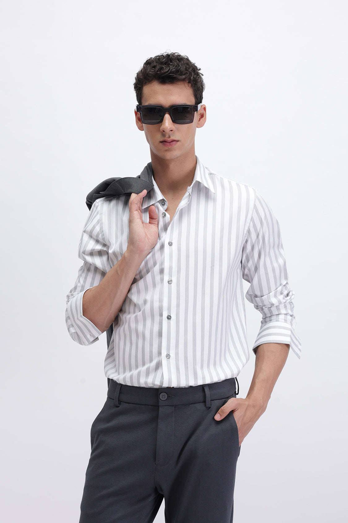 NOMAD WHITE GREY STRIPES SHIRT