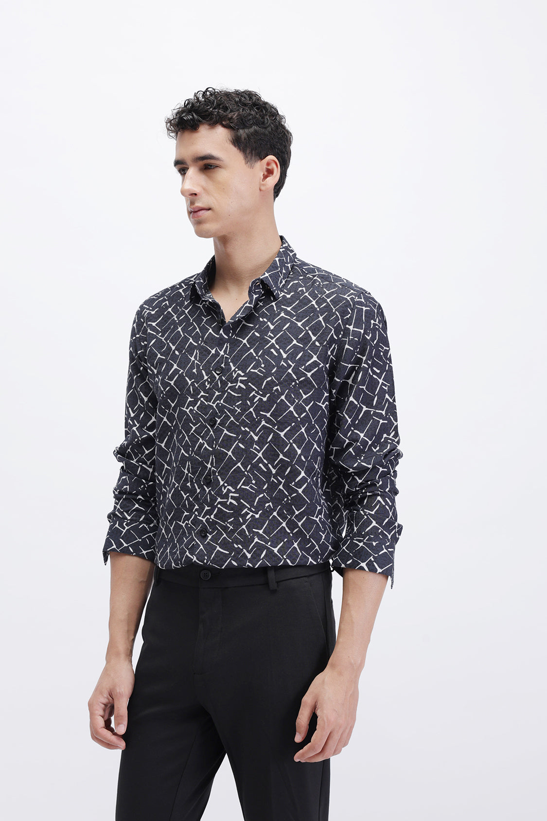 OCEAN BLACK WHITE ABSTRACT PRINT SHIRT